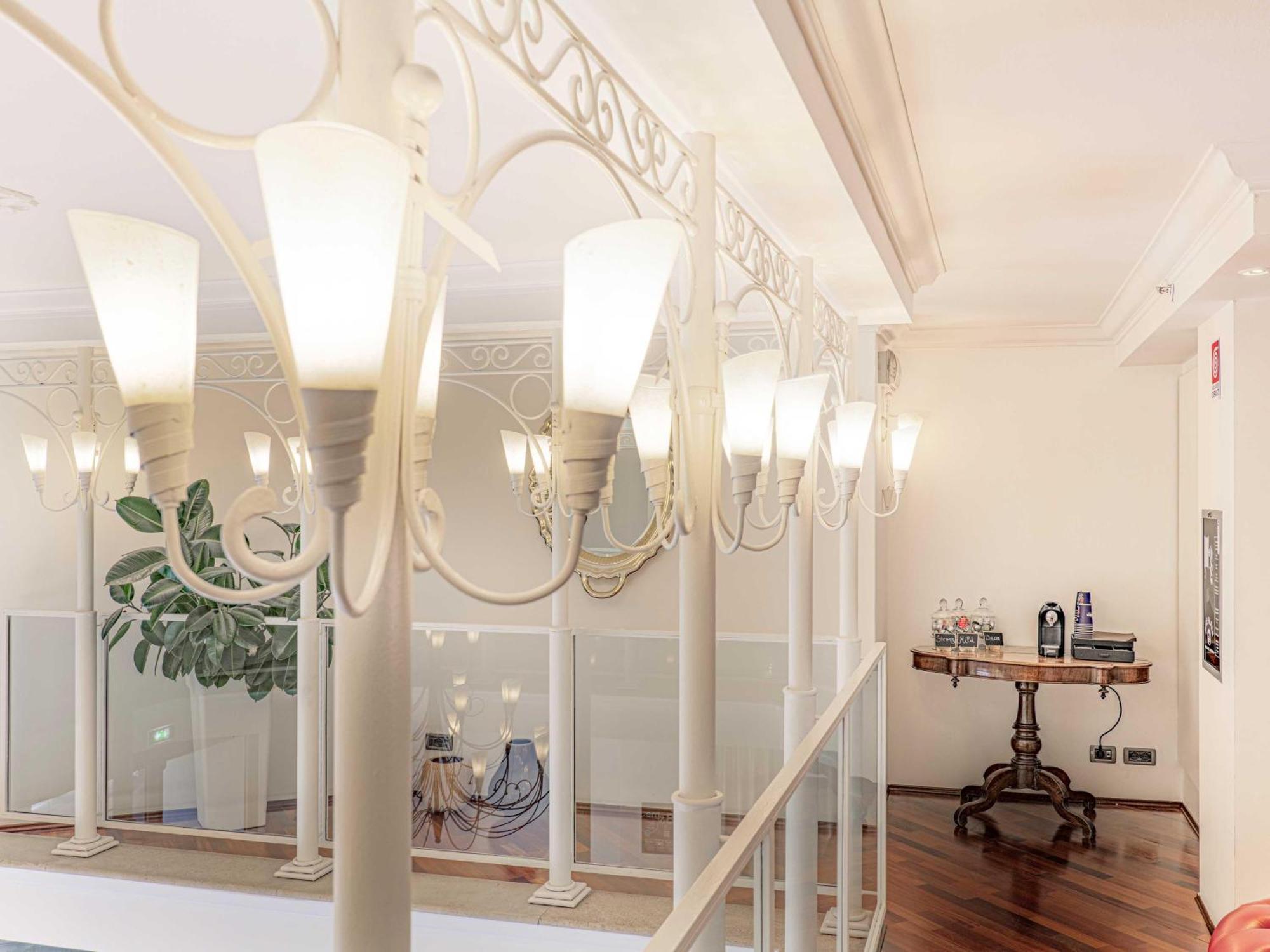 B&B Hotel Firenze Laurus Al Duomo Екстер'єр фото